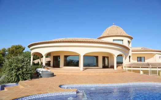 GTA – 2970 – Villa of luxury in Calpe Alicante