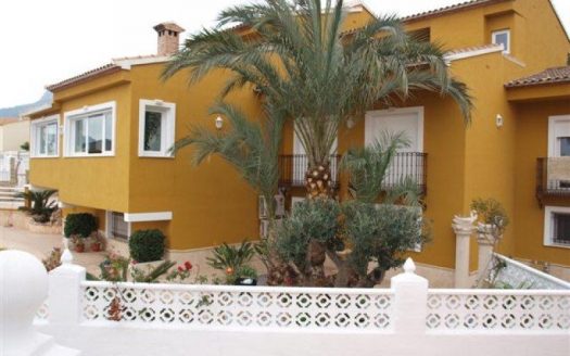 A - 514-Villa-in-Calpe-Alicante-spanje-01