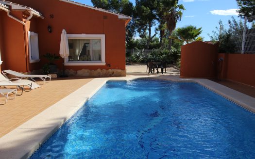 A - 3077-Villa-in-Calpe-Alicante-spanje-01