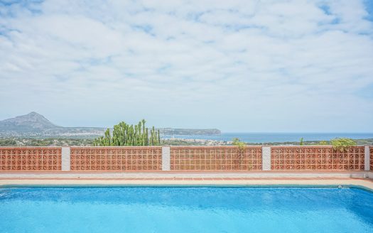 BP4273JAV – Villa in La Granadella Javea