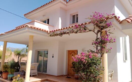 AC-05400/10244-Villa-in-Alfaz del Pi-ALICANTE-spanje-01