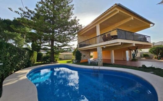 DE-3294-Villa-in-Dénia-Alicante-spanje-01