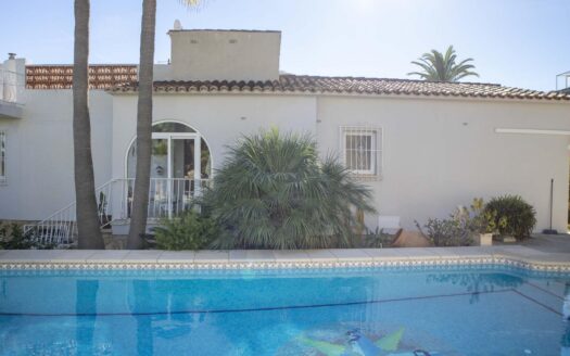 5284-TE/10244-Villa-in-La Nucía-ALICANTE-spanje-01