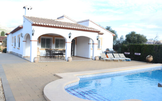 24001-Villa-in-Orba-Alicante-spanje-01