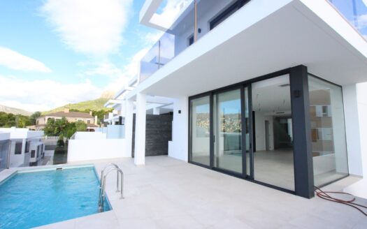 3998X-Semi-detached-in-Calpe-Alicante-spanje-01