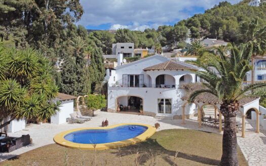 4293-Villa-in-Moraira-Alicante-spanje-01