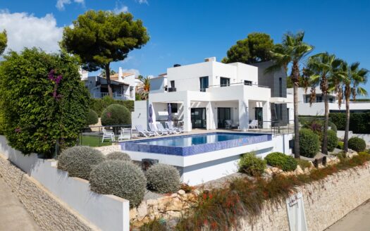 3817-Villa-in-Moraira-Alicante-spanje-01