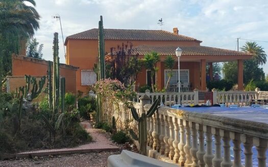 Cam153-villa-in-Elche-Alicante-spanje-01