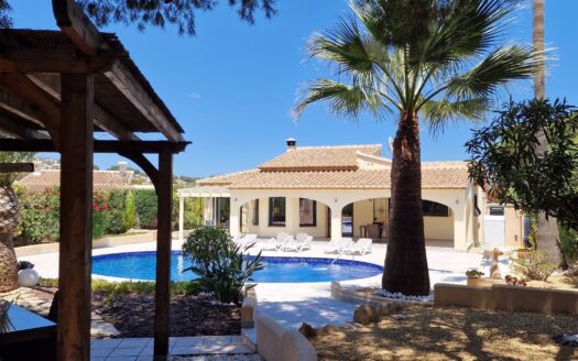 OV4331EX – Villa in Moraira Alicante