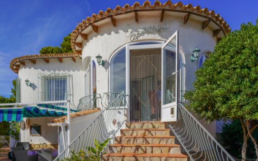 GTA – 3251 – Villa in Calpe Alicante