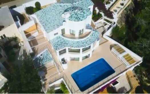 GTA – 3233 – Villa in Calpe Alicante