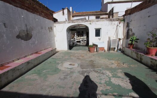 GTA – 3267 – Town House in Calpe Alicante
