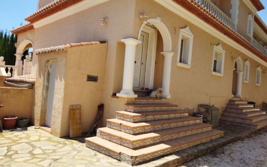 GTA – 3281 – Villa in Calpe Alicante