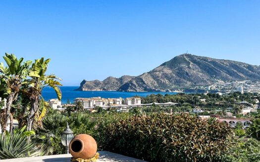 ACAC-05726/10244 – Villa in Altea ALICANTE