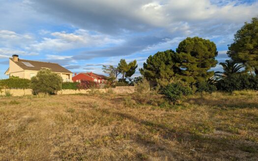 BPC3XY8042DEN – Grondstuk in Deveses Denia
