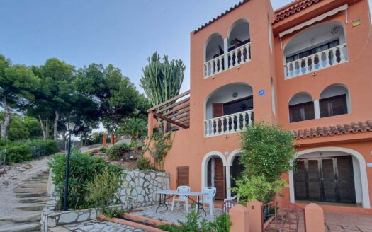 BPC3XY8206CAL – Geschakelde woning in La manzanera Calpe