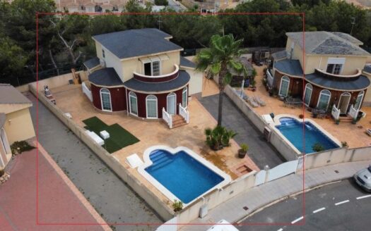 BCD4559-villa-in-Pinar De Campoverde-Alicante-spanje-01