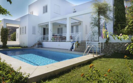 AC2501-AN/10244 – Villa in Villajoyosa ALICANTE