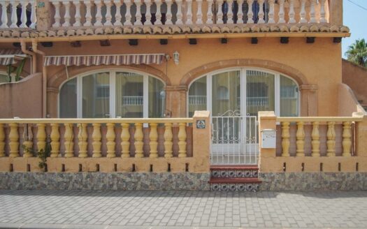 BP8289DEN – Appartement in  Denia