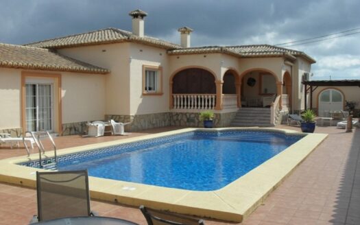 TPT25002 – Villa in Jalon Alicante