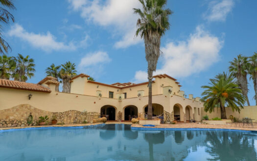 2044854-Villa-in-Ondara--Alicante-Spanje-01