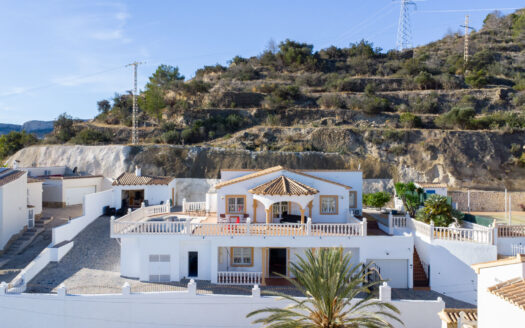 2051372-Villa-in-Calpe-Partida Les Cucarres-Alicante-Spanje-01
