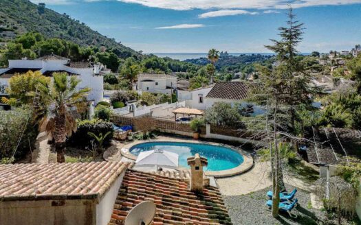 BP8272MOR – Villa in Arnella Moraira
