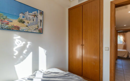 BPC4XY4604JAV – Dorpshuis in