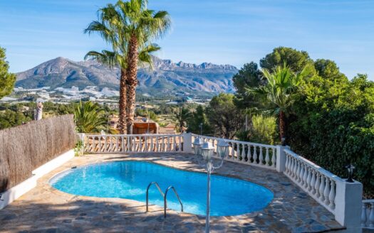 ACAC-05852/10244 – Terraced house in La Nucía ALICANTE