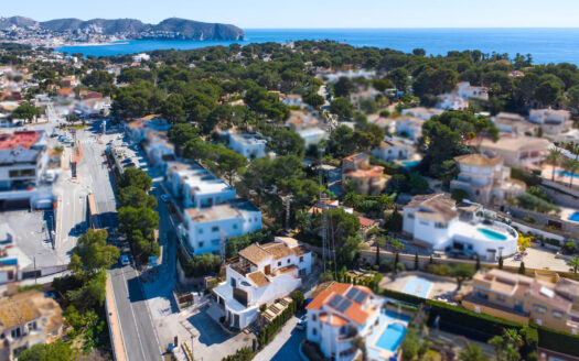 BPC4XY4636BEN – Commercieel in Avenida La Marina Benissa