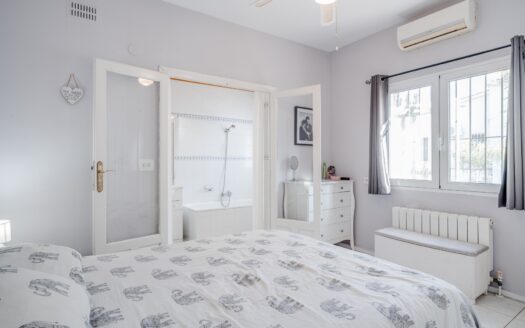 OVOV4413EX – Villa in Moraira Alicante