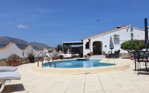 TPT26007 – Villa in Orba Alicante